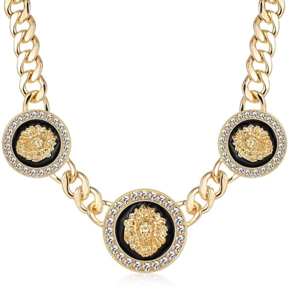 18k Vermeil Luxe Lion Necklace with Versace Vibes - Picture 5 of 5